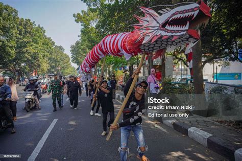 Costume Parade Commemorating Indonesias 78th Independence Day Stock ...