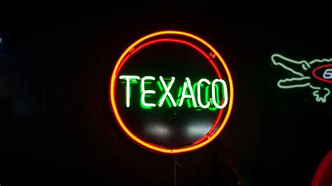 Texaco Neon Sign for Sale at Auction - Mecum Auctions