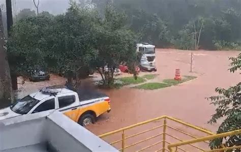 Tempestade Gua Chega Ao Posto Do Comando Rodovi Rio Em Bom Princ Pio