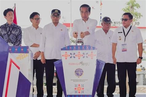 Presiden Jokowi Resmikan Kapal Roll On Roll Off Untuk Beroperasi Di IKN