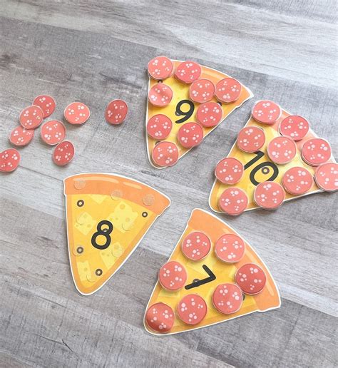 Number Matching Activity Pizza Theme Preschool Counting Pizza Number Matching Counting To Ten