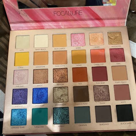 Focallure Endless Possibilities Eyeshadow Palette Preloved Cocok Untuk