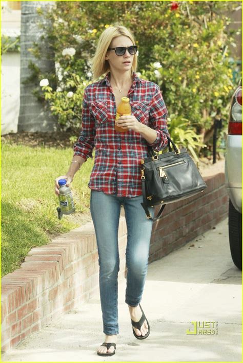 January Jones Goes Naked Photo 2471937 January Jones Photos Just Jared Celebrity News And