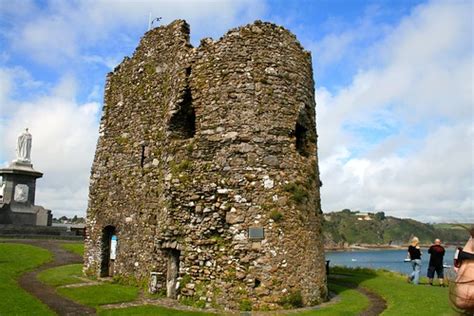 Tenby Castle, Tenby, United Kingdom - SpottingHistory