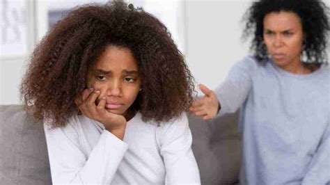 4 Types Of Unhealthy Mother Daughter Relationships