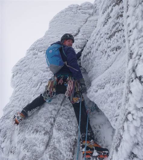 Winter Climbing Courses In Scotland Lakeswales Rock N Ridge