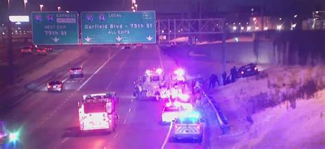 Near West Side Shooting Ends In Crash On Dan Ryan 2 Injured Wgn Tv