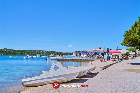 Plaža Starine Pirovac