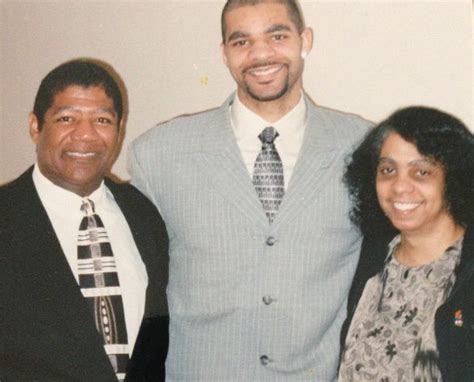 Former NBA Star Carlos Boozer and his family. Have a look!