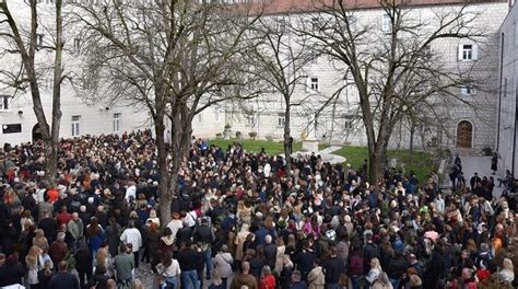 Proslava Cvjetnice u Svetištu Gospe Sinjske FERATA