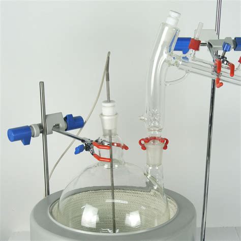 L Short Path Distillation Equipped With Heating Mantle And Magnetic