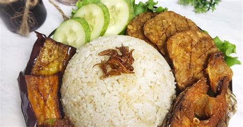 Resep Nasi Uduk Super Praktis Oleh Dapur Ala Mama Jasmine Cookpad