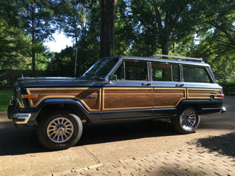 1988 Jeep Grand Wagoneer FUEL INJECTED Dark Baltic Blue On Tan Leather