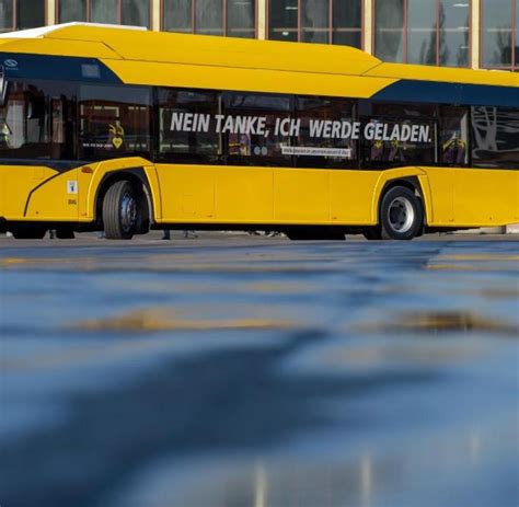 BVG stellt erste Elektrobusse für Berliner Stadtverkehr vor WELT