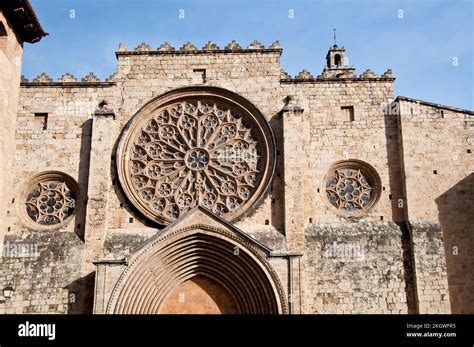 Monasteri Sant Cugat Hi Res Stock Photography And Images Alamy