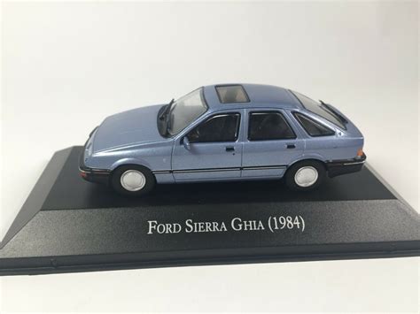 Ford Sierra Ghia 1984 Blue Metallic 1 43 Traffic Modelcars