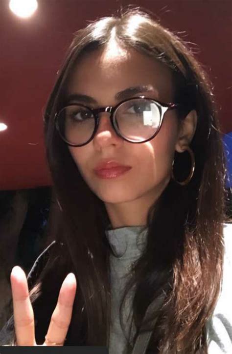 I Really Like Seeing Her In Glasses R Victoriajustice