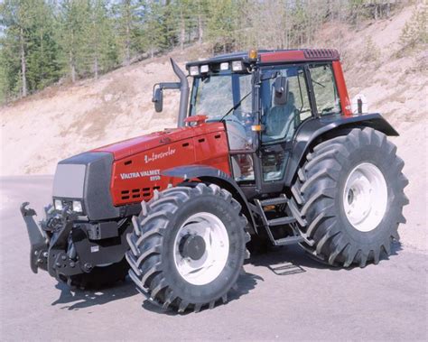 Valtra Valmet 8950 A Modern Working Classic 20 May 2020 Premium