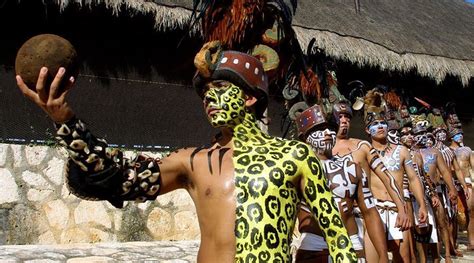 El Juego de Pelota, el fútbol indígena - Tierras Mayas