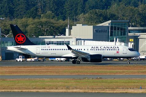 C Gjxv Victoria Aug An Airbus A Departing To Montr Flickr