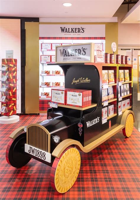 Walkers Shortbread Flies Into London Gatwick With Exclusive Lunar New