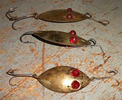 Vintage Fishing Lure Red Eye Wiggler Spoon Lure Triple Etsy