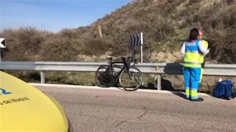 Muere un ciclista tras sufrir una caída y ser atropellado en una