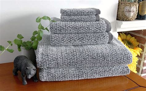 The Best Absorbent Bath Towels On Amazon For Faster Drying In 2022