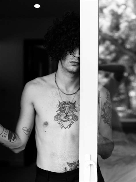 Matt Healy The 1975 Tattoo