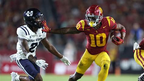 Utah State Qb Bryson Barnes Leads Second Scoring Drive Against Utes