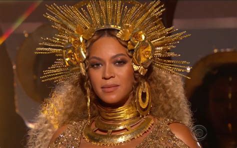 Watch Beyonce Breathe Taking Grammy Performance Full Video Urban Islandz