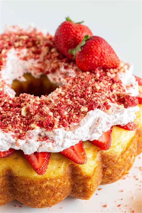 Amazing Strawberry Crunch Dessert Recipes Practically Homemade