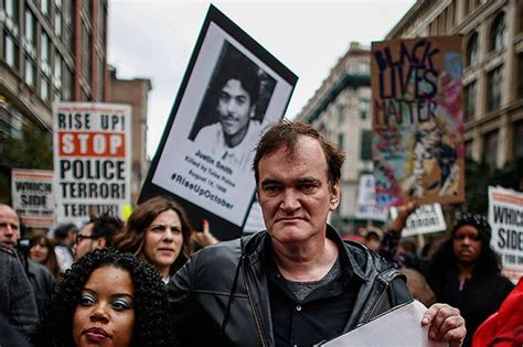 Quentin Tarantino Manifesta Contro La Violenza Della Polizia Dago