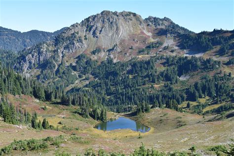 Seven Lakes Basin Olympic Hiking Co