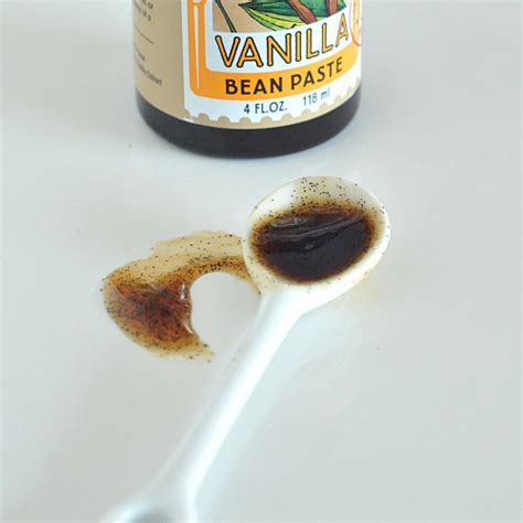 vanilla paste vs. vanilla extract - spabettie