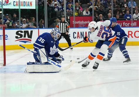 MAPLE LEAFS NOTES: Goalies put their stamp on express mail | Toronto Sun