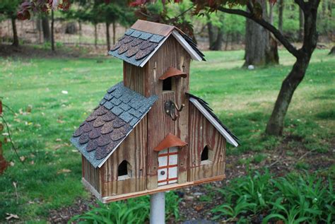 21 Cute Bird Houses Handmade From Wood