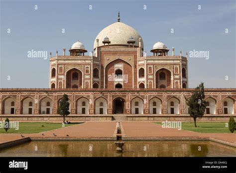 Tomb Of Mughal Emperor Humayun Humayuns Tomb Delhi India March