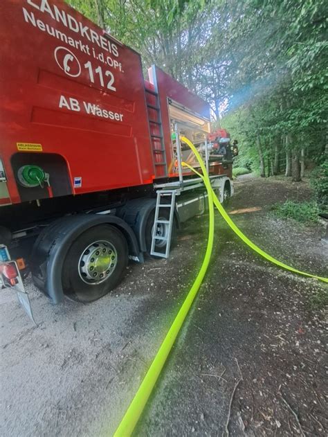 Neumarktaktuell Feuertaufe F R Den Abrollbeh Lter L Schwasser Des