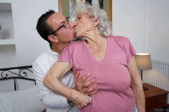 Old Blonde Lady Norma Craves For A Fresh Dong Up Her Pussy Photos