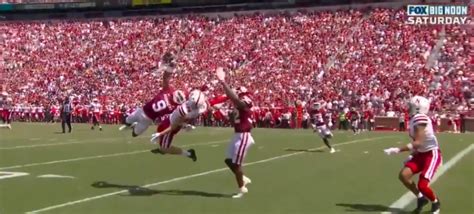 Oklahoma Sooners Cb D J Graham Reeled In The Most Insane Interception