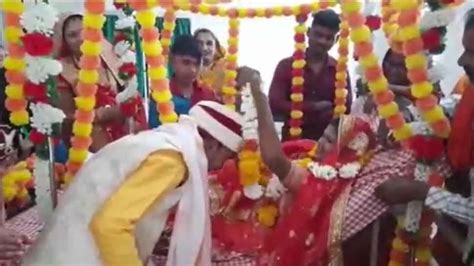 Groom Marries Injured Bride In Hospital In Madhya Pradesh