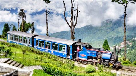 Have Complete Information about Darjeeling Toy Train Ride