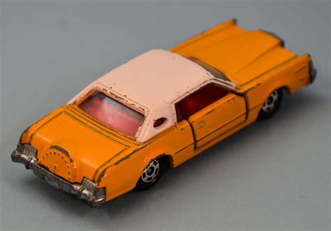 Tomy Blue Box Made In Japan Tomica Ford Continental Mark Iv Yamabuki