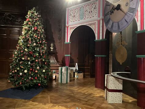 Christmas At Chatsworth Sneak Peek Inside This Year S Palace Of