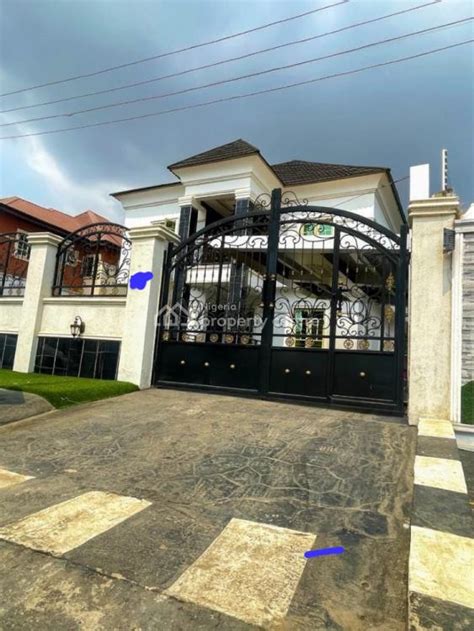 For Sale Luxury 4 Bedroom House With 2 Numbers Of 3 Bedroom Flat