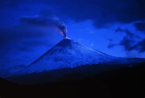 Erupcje Wulkan W Mog Och Odzi Nasz Planet Biznesalert Pl