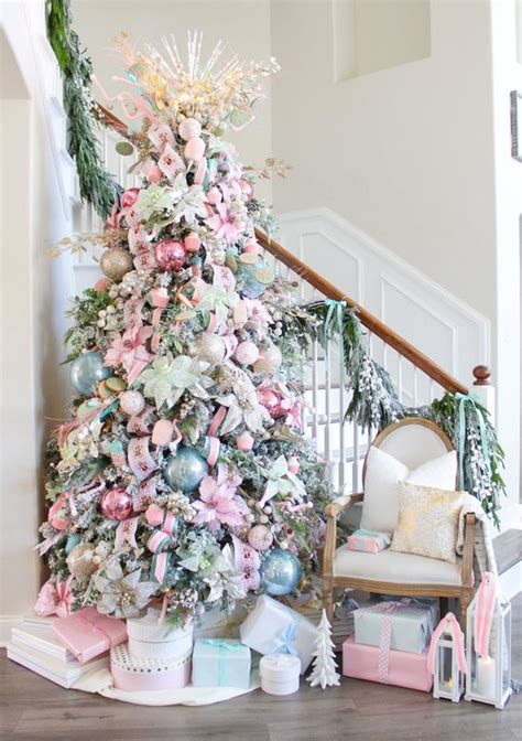 52 Delicate Pastel Christmas Tree Decor Ideas - DigsDigs