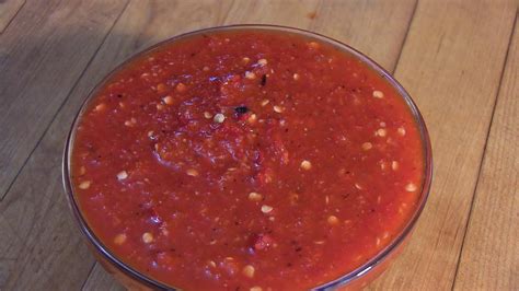 Garden To Table Roasted Hot Pepper Sauce Youtube