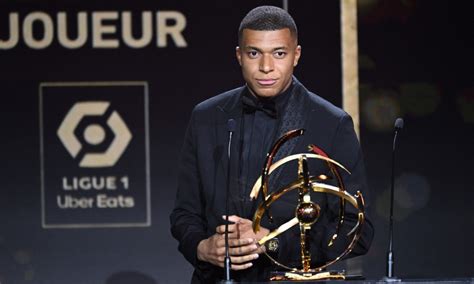 Kylian Mbappé gana el premio a Mejor Jugador de la Ligue 1 ATV